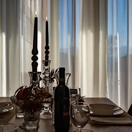 Welcome To Casa Di - Your Friendly Retreat With Terrace And Parking